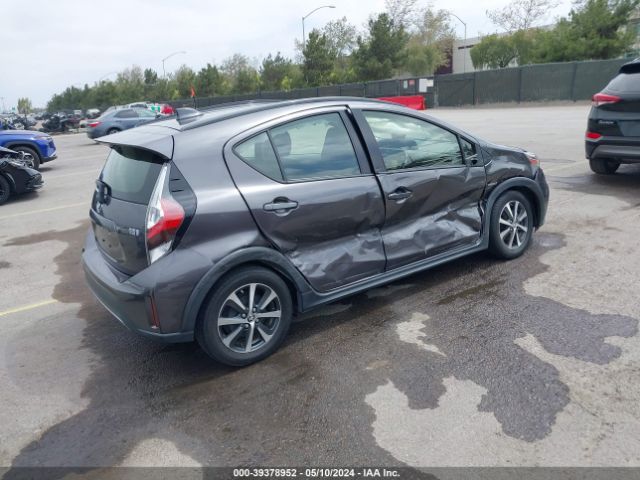 Photo 3 VIN: JTDKDTB3XK1624620 - TOYOTA PRIUS C 