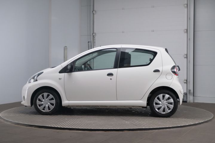 Photo 2 VIN: JTDKG10C30N770071 - TOYOTA AYGO 