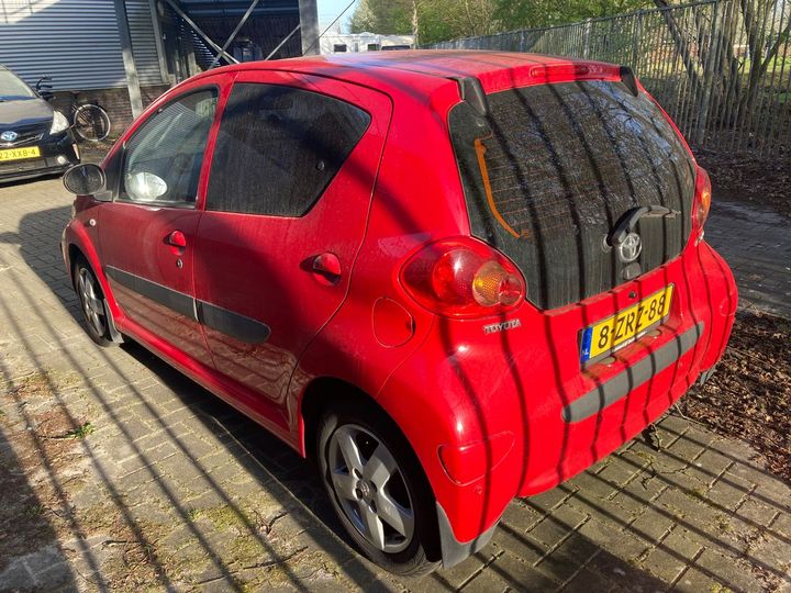 Photo 2 VIN: JTDKG10C70N295654 - TOYOTA AYGO 