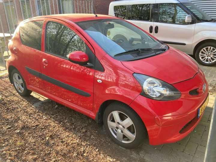 Photo 4 VIN: JTDKG10C70N295654 - TOYOTA AYGO 