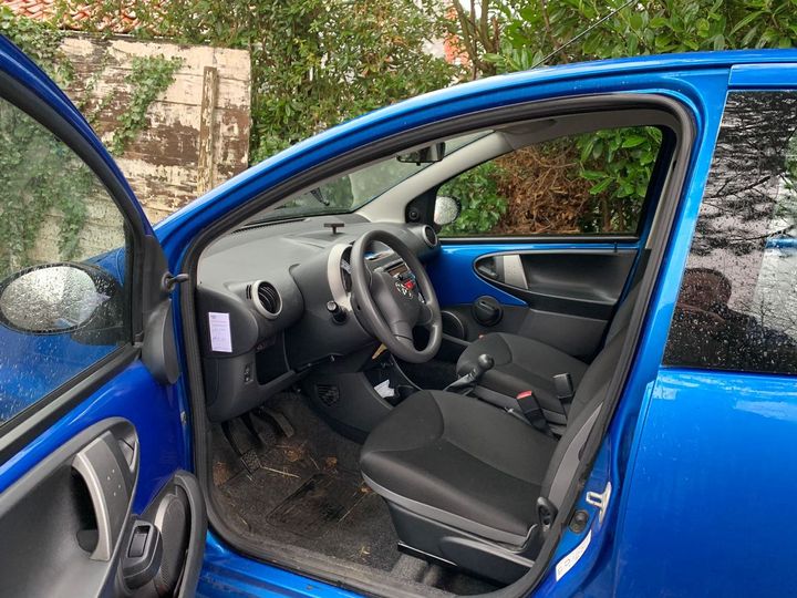 Photo 8 VIN: JTDKG10C70N725151 - TOYOTA AYGO 