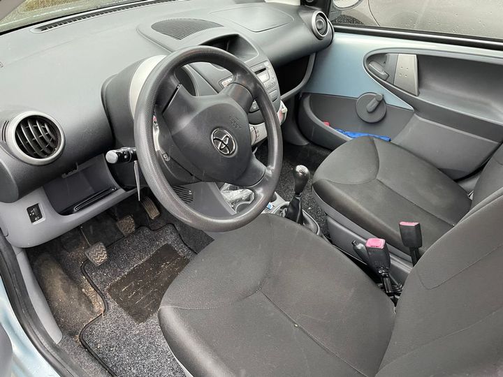 Photo 5 VIN: JTDKG12C00N236054 - TOYOTA AYGO 