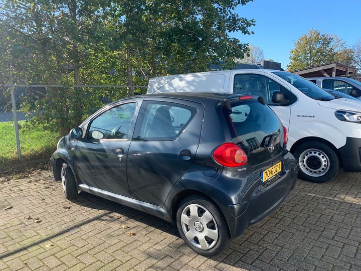 Photo 2 VIN: JTDKG12C10N279561 - TOYOTA AYGO 