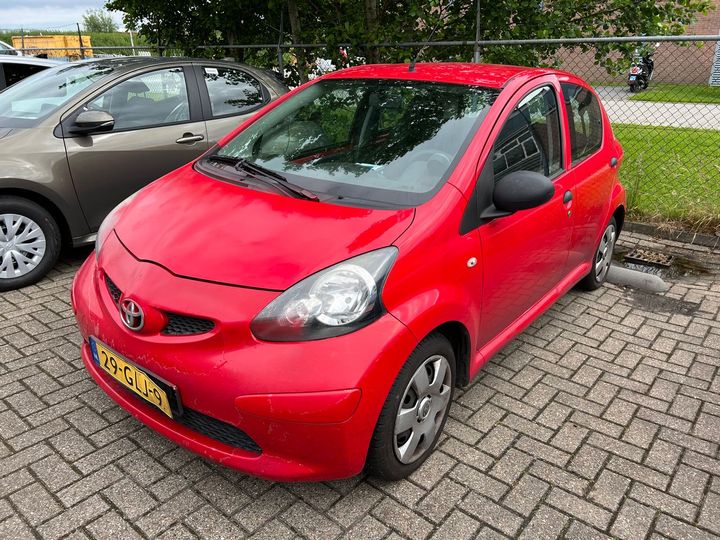 Photo 2 VIN: JTDKG12C20N286129 - TOYOTA AYGO 