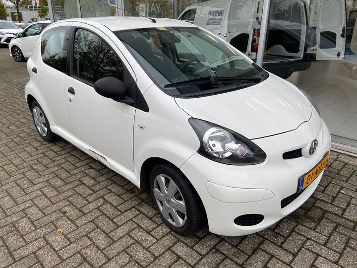 Photo 4 VIN: JTDKG12C20N502013 - TOYOTA AYGO 