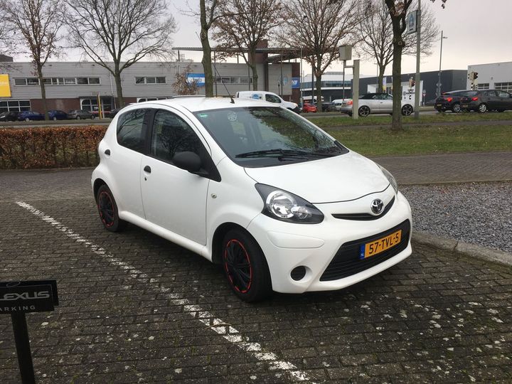 Photo 4 VIN: JTDKG12C50N623408 - TOYOTA AYGO 