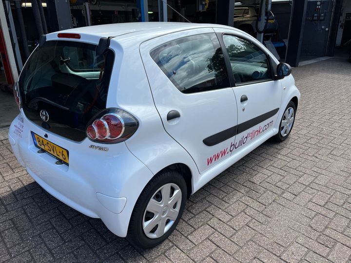 Photo 3 VIN: JTDKG12C90N601525 - TOYOTA AYGO 