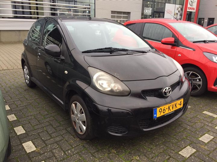 Photo 4 VIN: JTDKG18C00N438223 - TOYOTA AYGO 