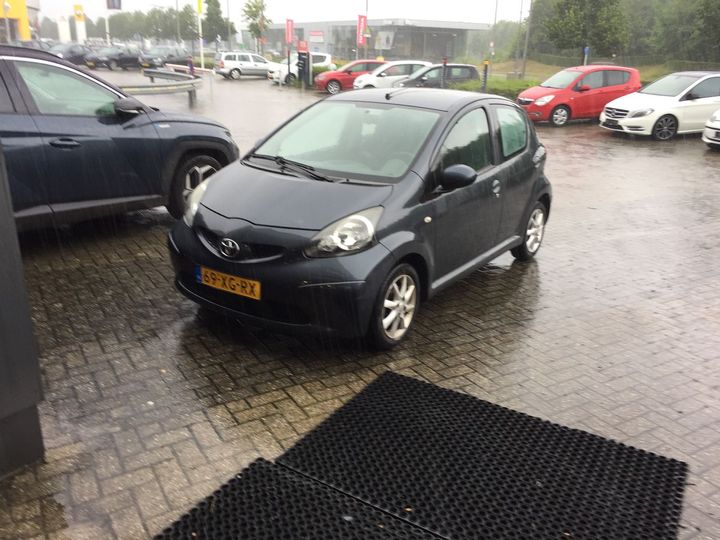 Photo 0 VIN: JTDKG18C20N158531 - TOYOTA AYGO 