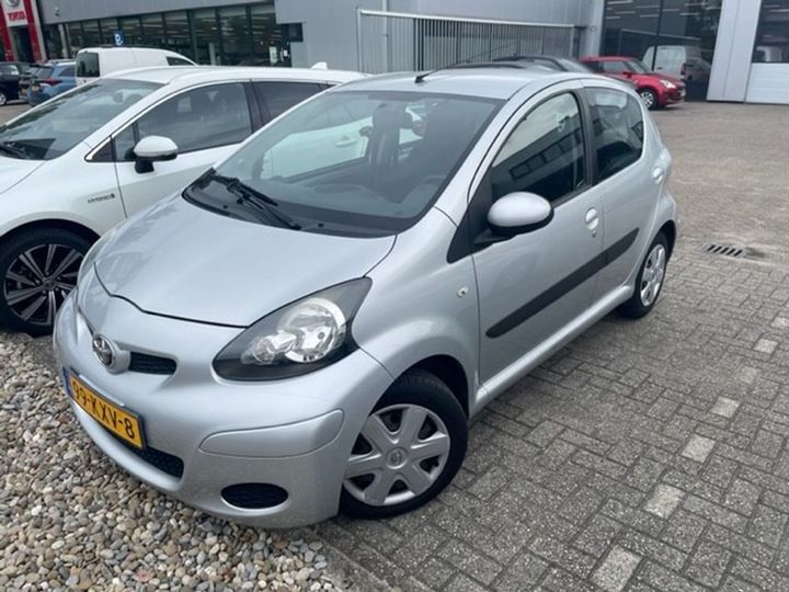 Photo 1 VIN: JTDKG18C20N452317 - TOYOTA AYGO 