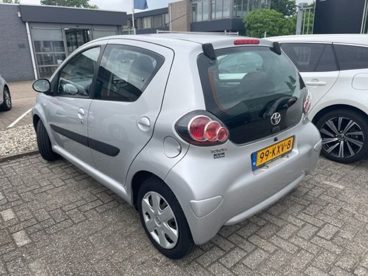 Photo 3 VIN: JTDKG18C20N452317 - TOYOTA AYGO 