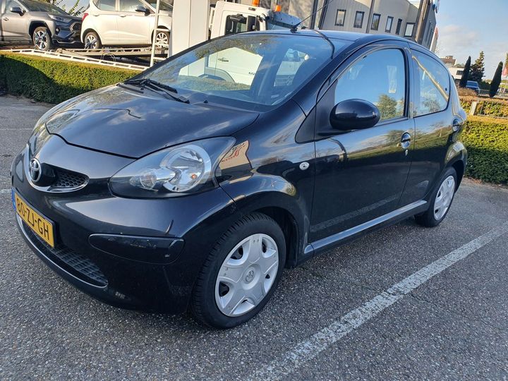 Photo 0 VIN: JTDKG18C70N221137 - TOYOTA AYGO 