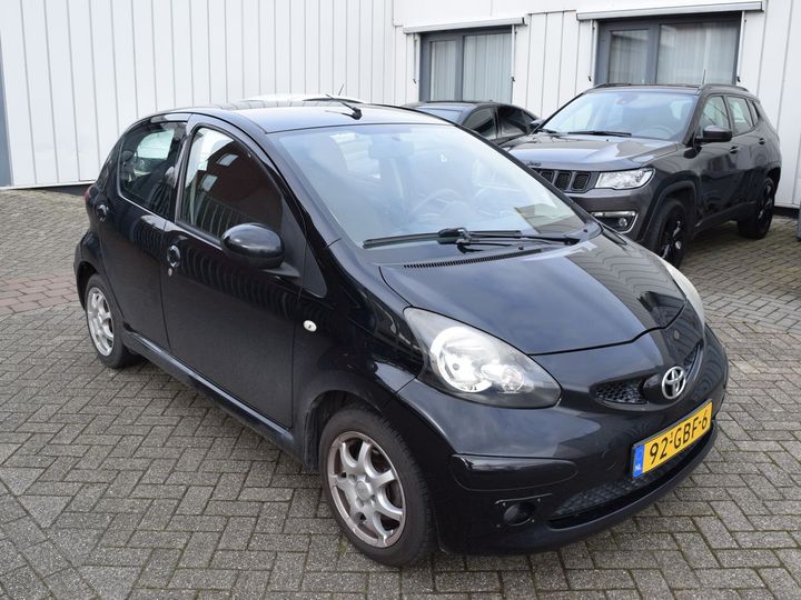 Photo 4 VIN: JTDKG18C80N263011 - TOYOTA AYGO 