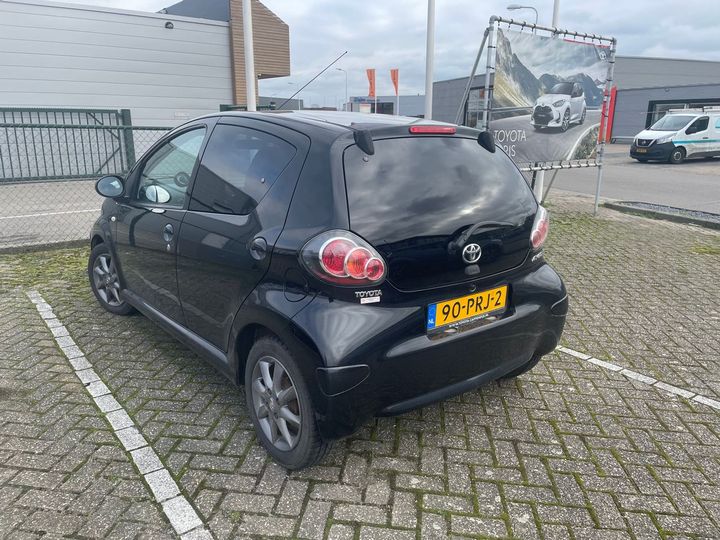 Photo 2 VIN: JTDKG18C80N530549 - TOYOTA AYGO 