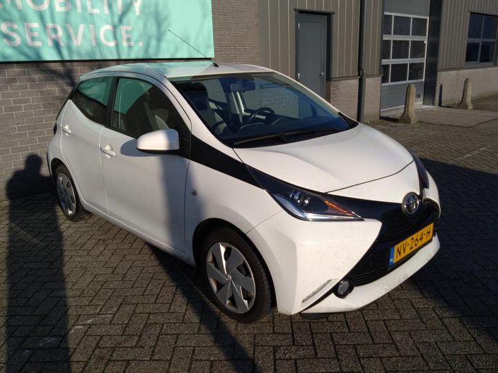 Photo 2 VIN: JTDKGENEC00N27574 - TOYOTA AYGO 