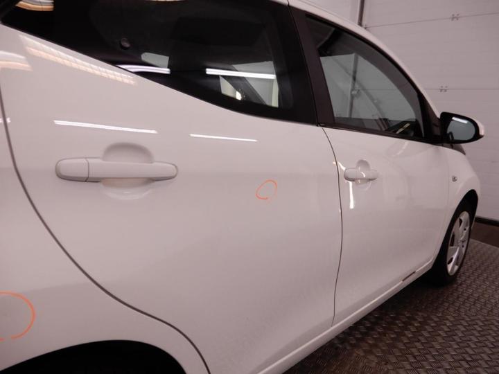 Photo 21 VIN: JTDKGNEC00N128343 - TOYOTA AYGO 