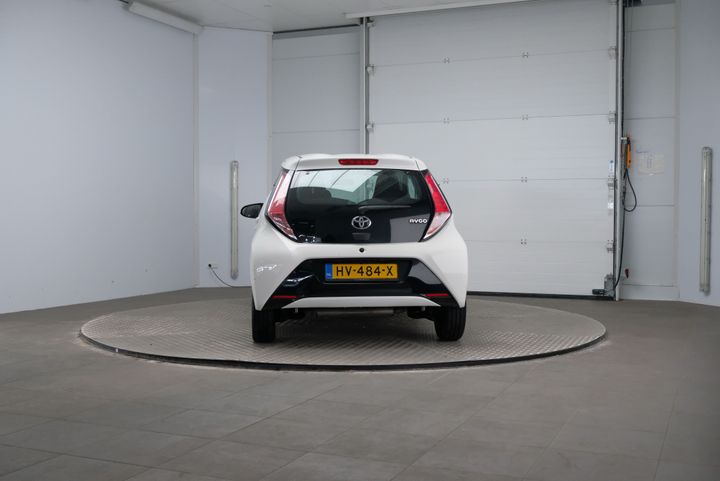 Photo 4 VIN: JTDKGNEC00N131713 - TOYOTA AYGO 