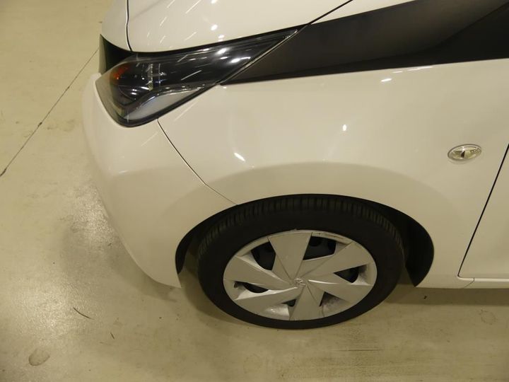 Photo 24 VIN: JTDKGNEC00N145627 - TOYOTA AYGO - 2014 