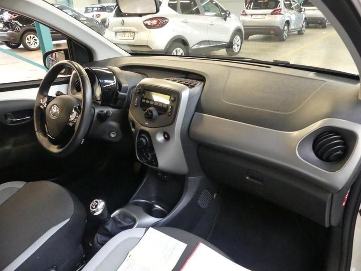 Photo 3 VIN: JTDKGNEC00N149516 - TOYOTA AYGO - 2014 