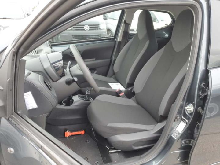 Photo 16 VIN: JTDKGNEC00N202960 - TOYOTA AYGO 