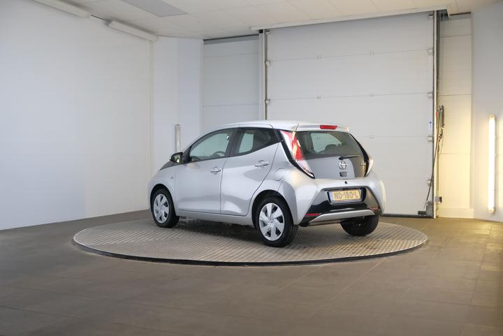 Photo 3 VIN: JTDKGNEC00N207821 - TOYOTA AYGO 