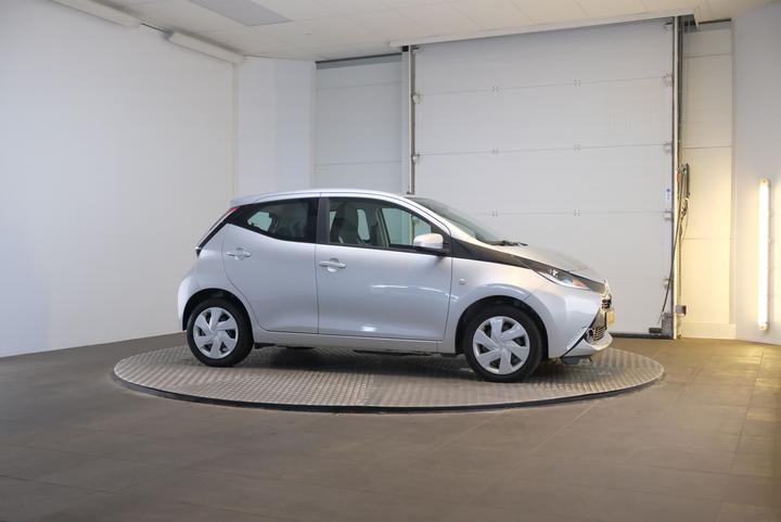 Photo 5 VIN: JTDKGNEC00N207821 - TOYOTA AYGO 