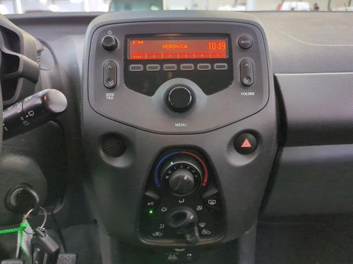 Photo 29 VIN: JTDKGNEC00N216180 - TOYOTA AYGO 