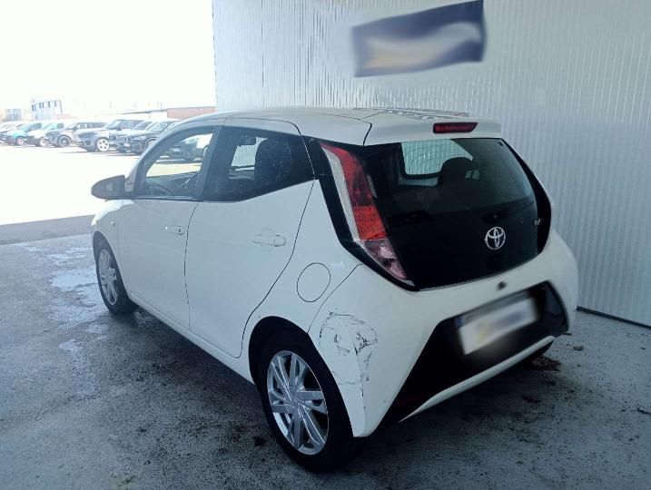 Photo 3 VIN: JTDKGNEC00N228815 - TOYOTA AYGO 