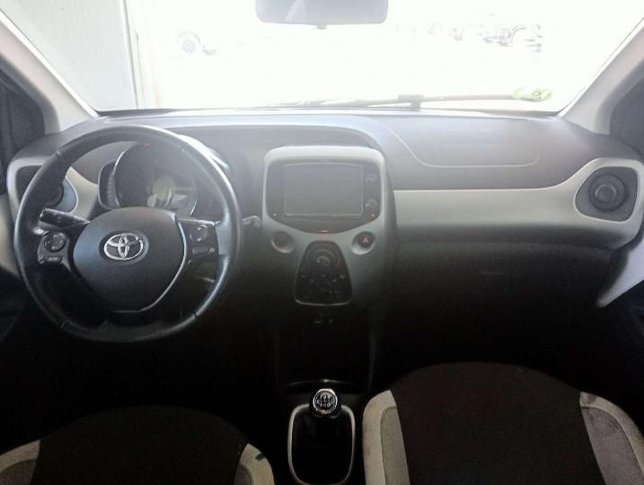 Photo 6 VIN: JTDKGNEC00N228815 - TOYOTA AYGO 