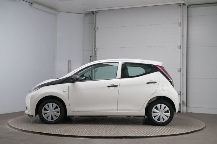 Photo 2 VIN: JTDKGNEC00N229740 - TOYOTA AYGO 