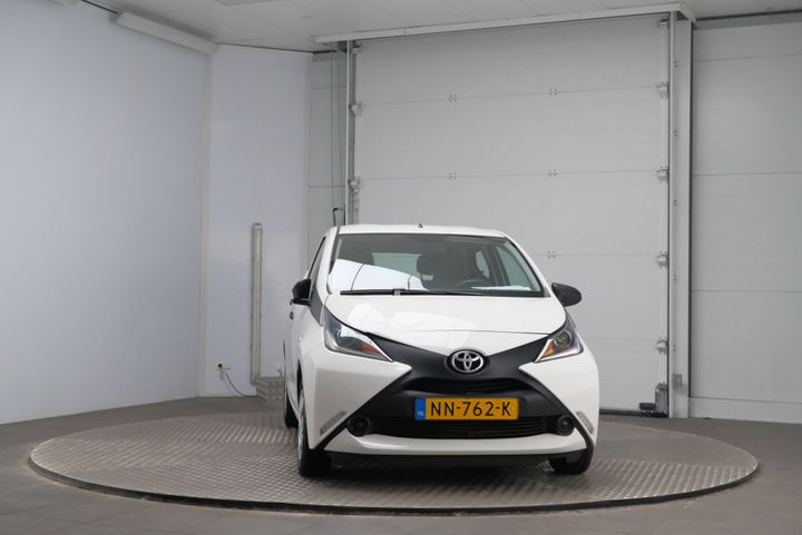 Photo 6 VIN: JTDKGNEC00N229740 - TOYOTA AYGO 