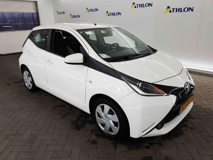 Photo 2 VIN: JTDKGNEC00N243511 - TOYOTA AYGO 