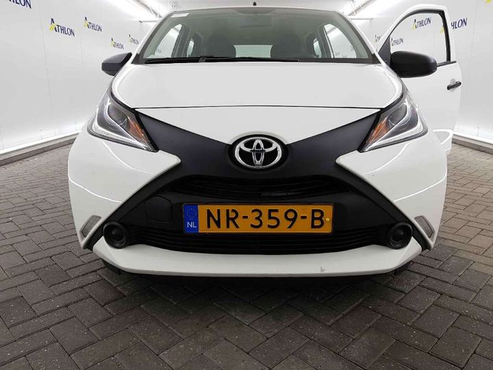 Photo 11 VIN: JTDKGNEC00N244951 - TOYOTA AYGO 