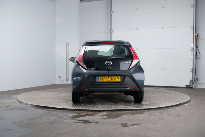 Photo 4 VIN: JTDKGNEC00N251656 - TOYOTA AYGO 