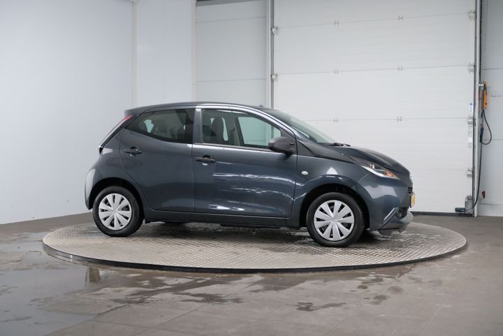 Photo 5 VIN: JTDKGNEC00N251656 - TOYOTA AYGO 