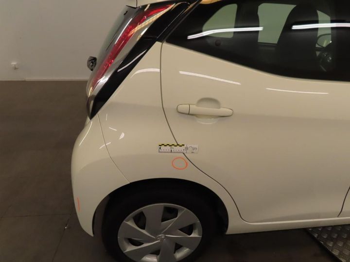 Photo 24 VIN: JTDKGNEC00N303495 - TOYOTA AYGO 