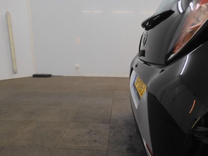 Photo 13 VIN: JTDKGNEC00N322015 - TOYOTA AYGO 