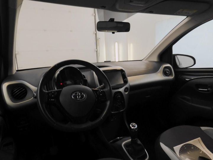 Photo 2 VIN: JTDKGNEC00N322015 - TOYOTA AYGO 