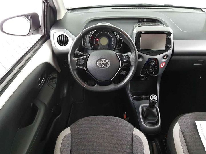 Photo 7 VIN: JTDKGNEC00N355855 - TOYOTA AYGO 