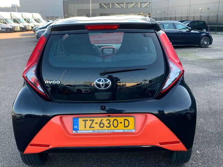 Photo 17 VIN: JTDKGNEC00N378245 - TOYOTA AYGO 