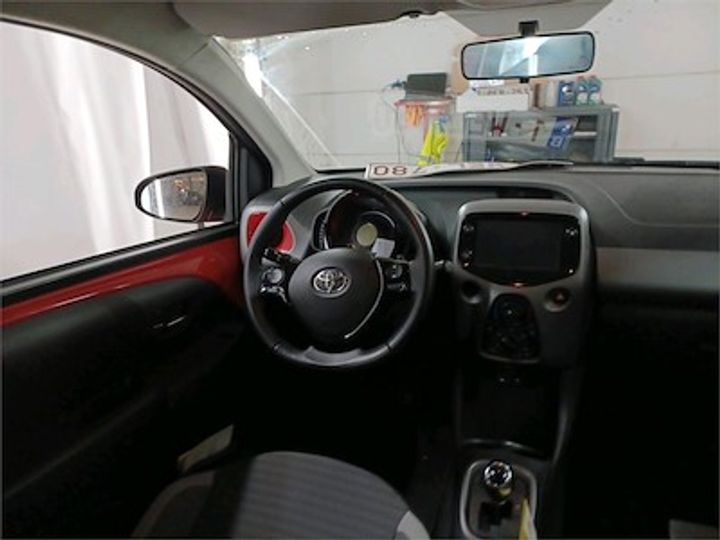 Photo 8 VIN: JTDKGNEC00N451758 - TOYOTA AYGO - 2018 