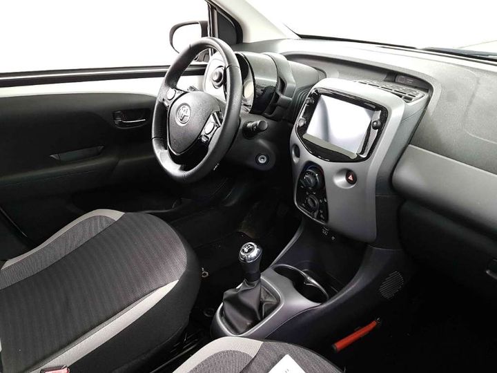 Photo 5 VIN: JTDKGNEC00N505558 - TOYOTA AYGO 