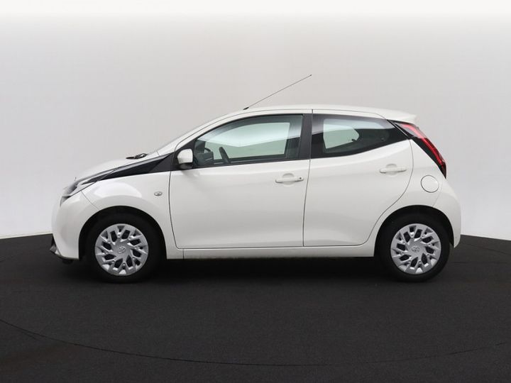 Photo 13 VIN: JTDKGNEC00N508816 - TOYOTA AYGO 