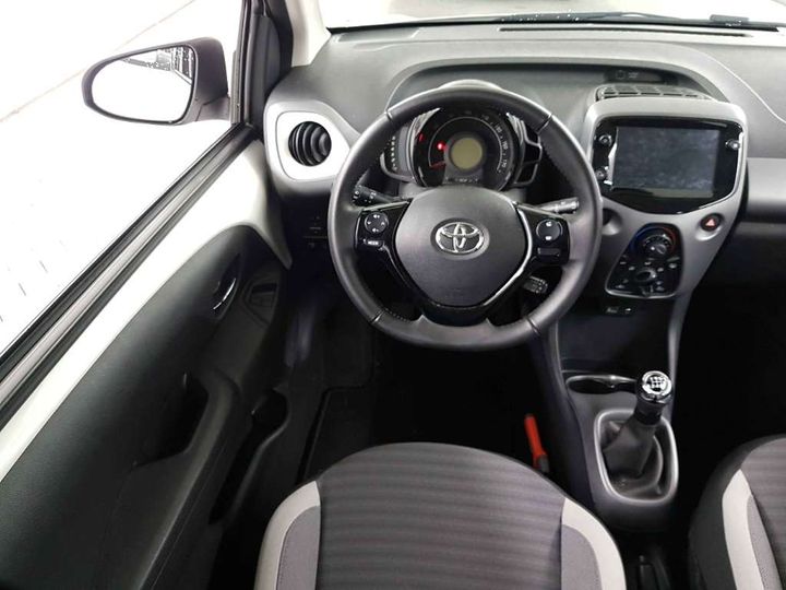 Photo 7 VIN: JTDKGNEC00N513756 - TOYOTA AYGO 