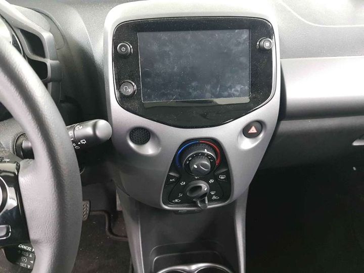 Photo 9 VIN: JTDKGNEC00N513756 - TOYOTA AYGO 