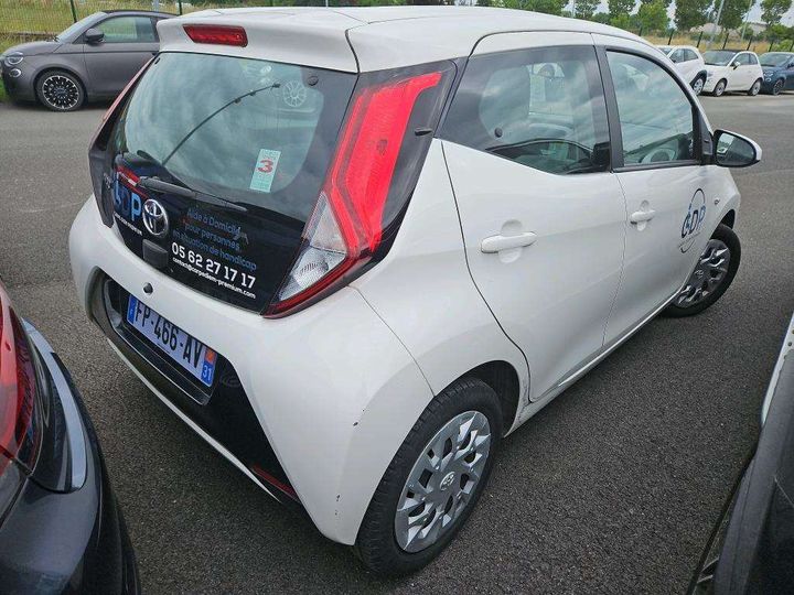 Photo 2 VIN: JTDKGNEC00N524014 - TOYOTA AYGO 