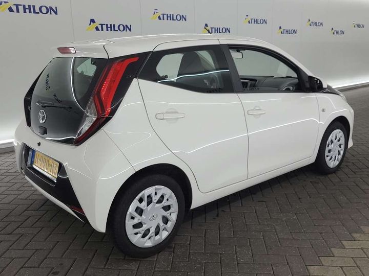 Photo 2 VIN: JTDKGNEC00N529603 - TOYOTA AYGO 