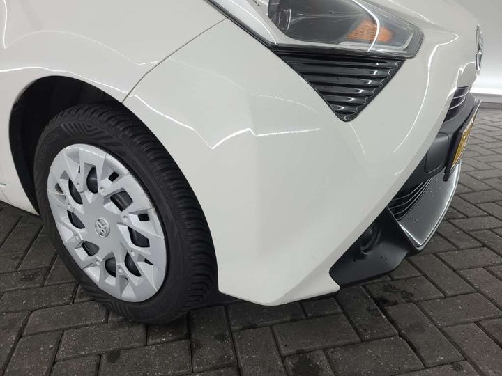 Photo 26 VIN: JTDKGNEC00N529603 - TOYOTA AYGO 