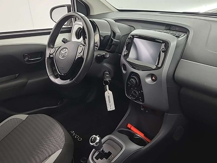 Photo 5 VIN: JTDKGNEC00N529603 - TOYOTA AYGO 