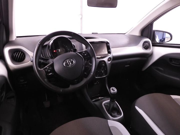 Photo 9 VIN: JTDKGNEC10N132918 - TOYOTA AYGO 